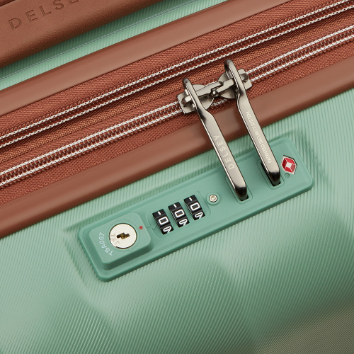 Чемодан 4-х колесный DELSEY CARROUSEL 2 00209780333 Чемодан 4-х колесный DELSEY CARROUSEL 2 00209780333